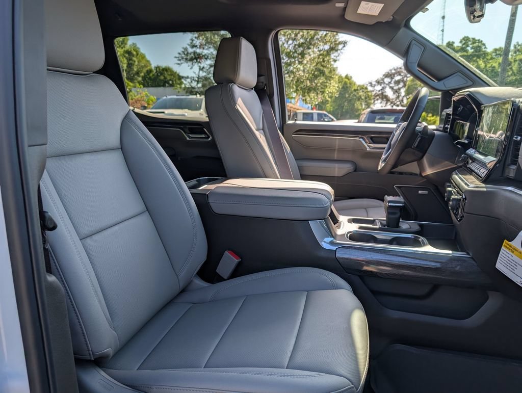 2026 Chevrolet Silverado 1500 LTZ - Photo 30