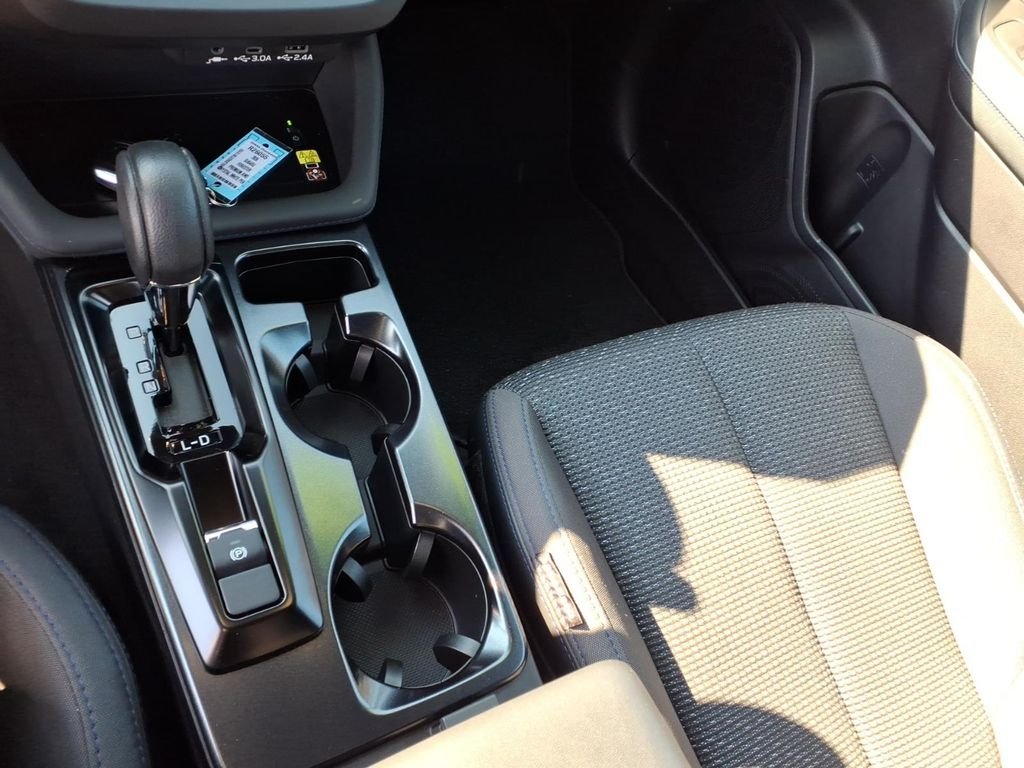 Used 2026 Crystal White Pearl Subaru Premium image 10