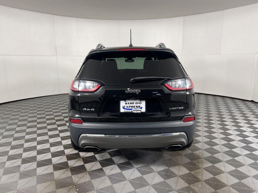 Used 2020 Diamond Black Crystal Pearlcoa Jeep Limited image 7