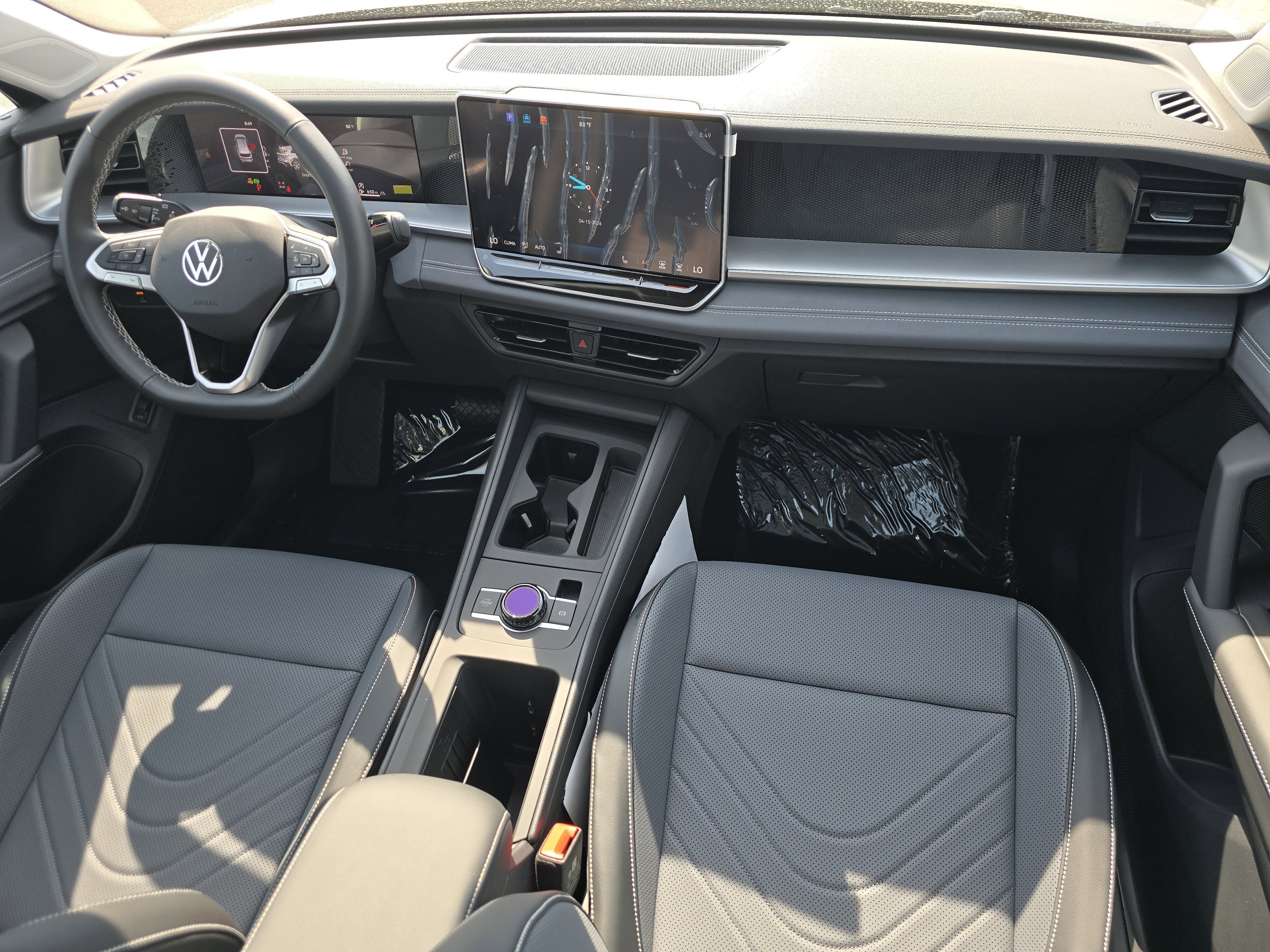 New 2026 Platinum Gray Metallic Volkswagen SE image 18