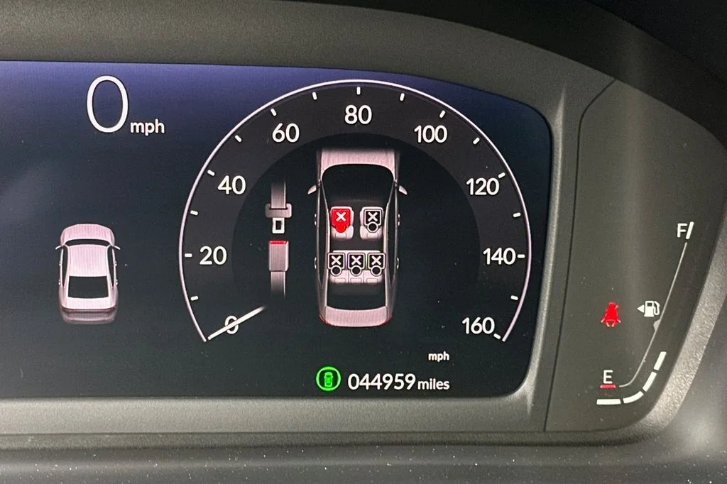 2023 Honda Accord EX - Photo 24