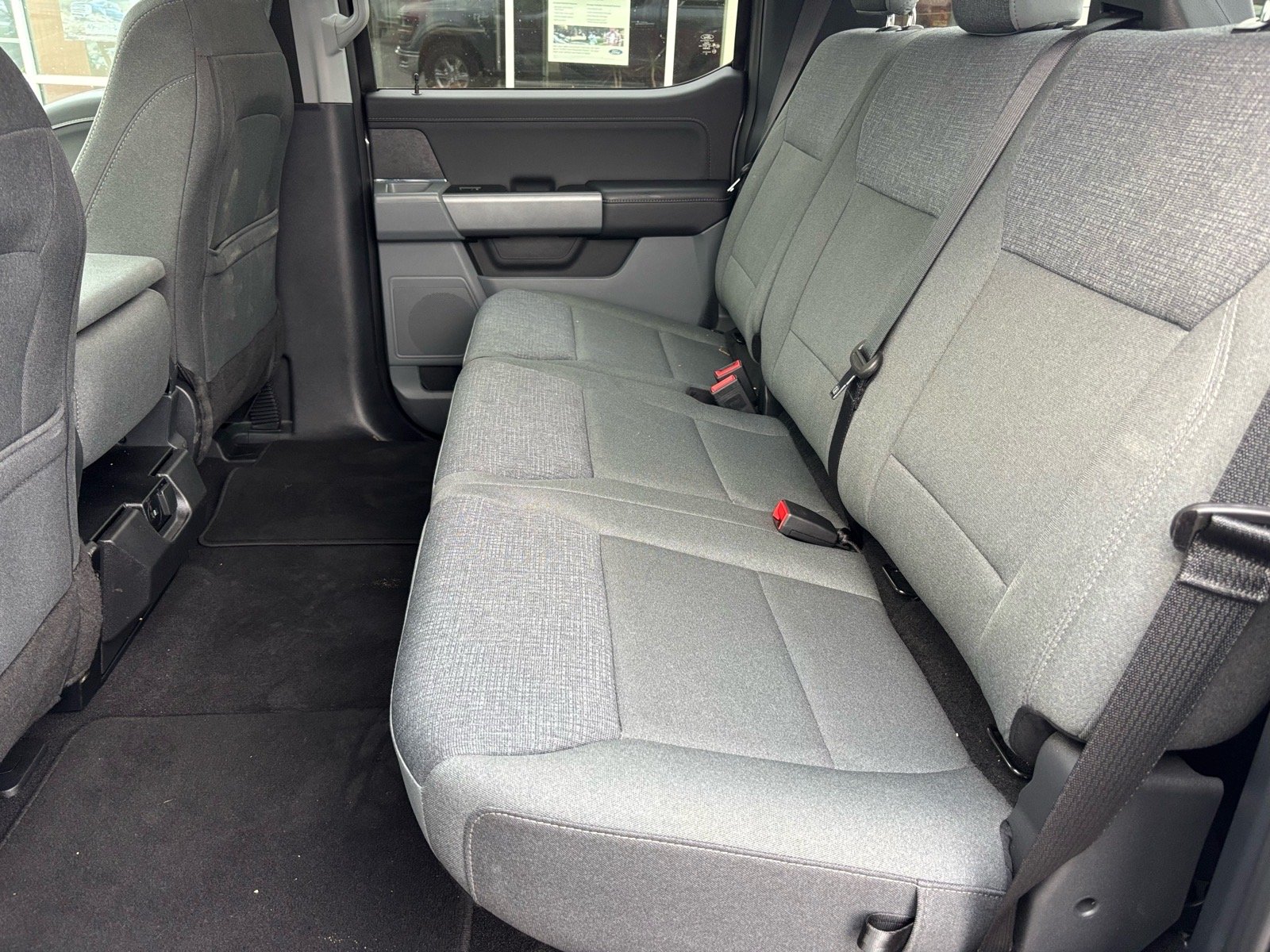 Used 2025 Gray Ford XLT image 10