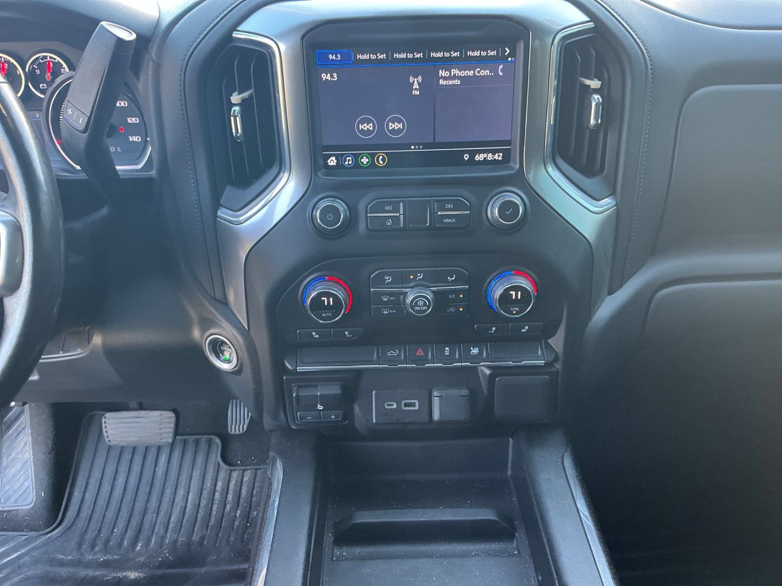 Used 2021 Red Chevrolet RST image 18