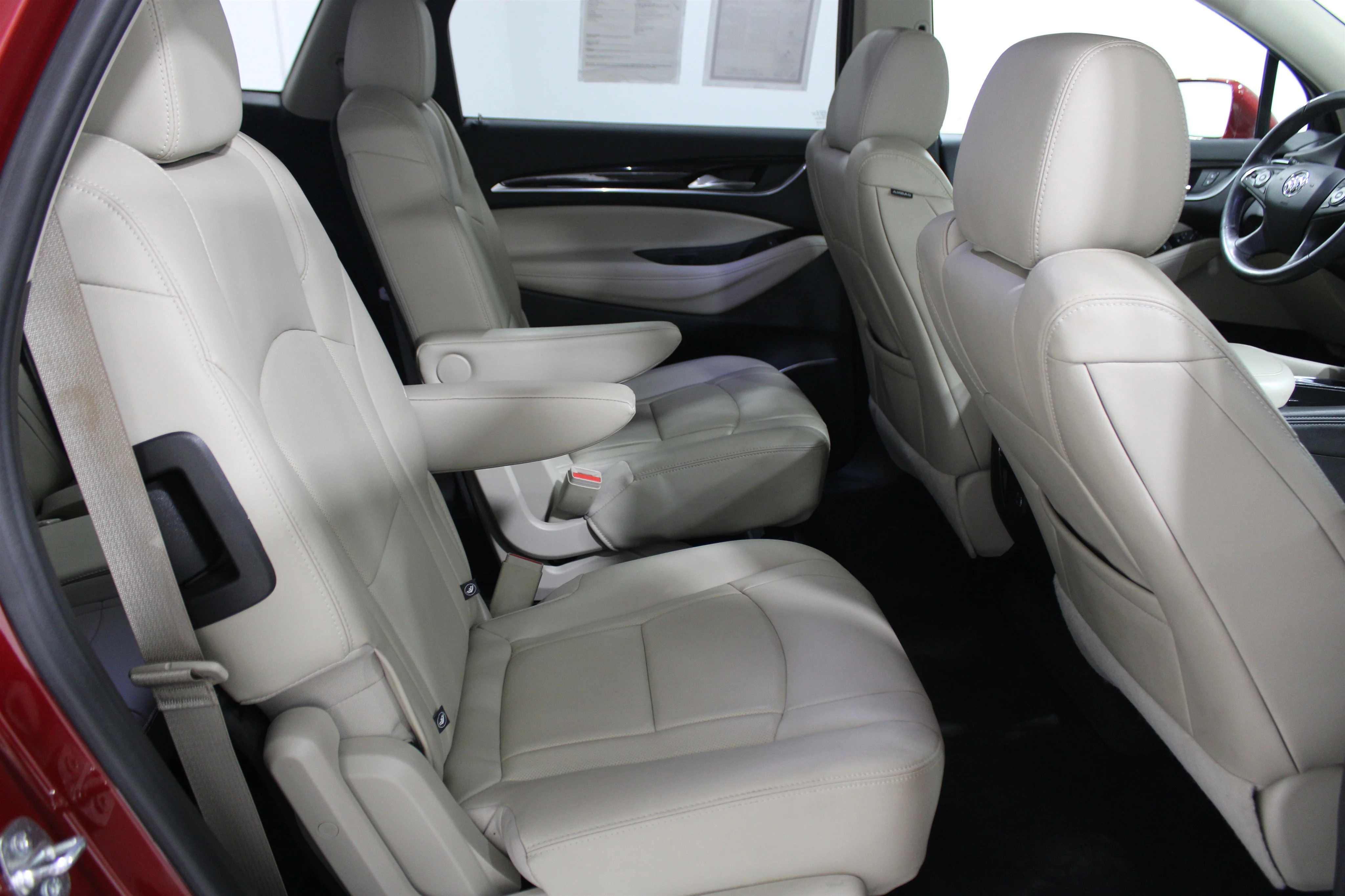 2020 Buick Enclave Essence - Photo 25
