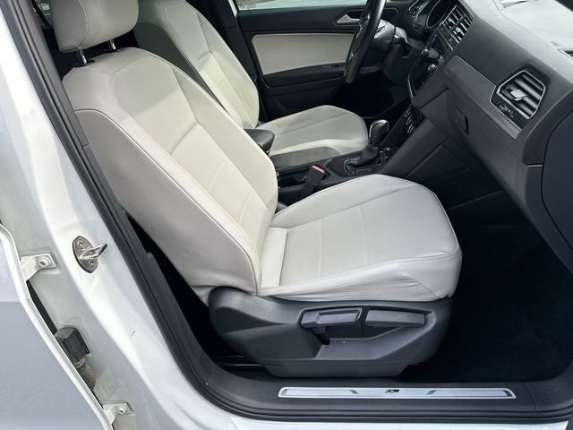 Certified Used 2021 White Volkswagen 2.0T SE R-Line Black image 12