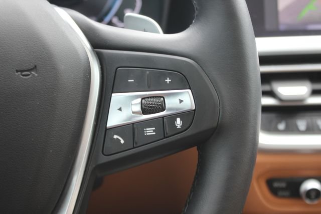 Used 2022 Gray BMW 330e xDrive image 18