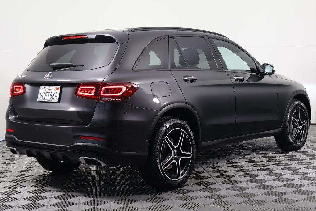 Certified Used 2022 Graphite Gray Metallic Mercedes-Benz GLC 300 image 4