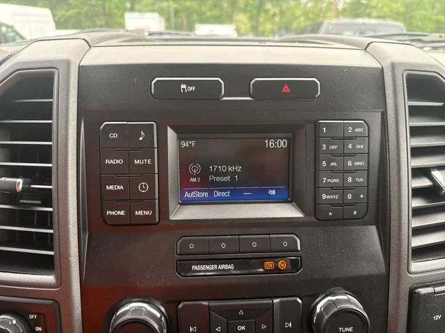 Used 2017 Oxford White Ford XL image 21