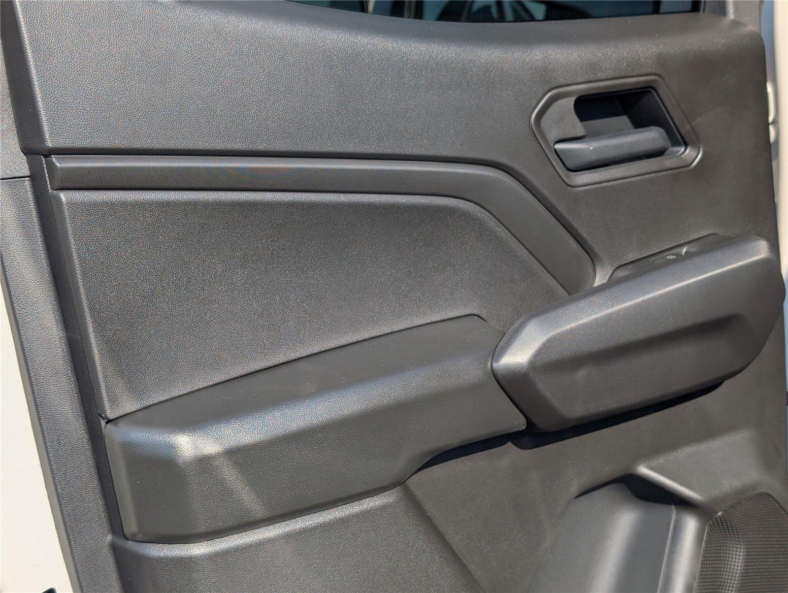 New 2026 White Sands Chevrolet Trail Boss image 32