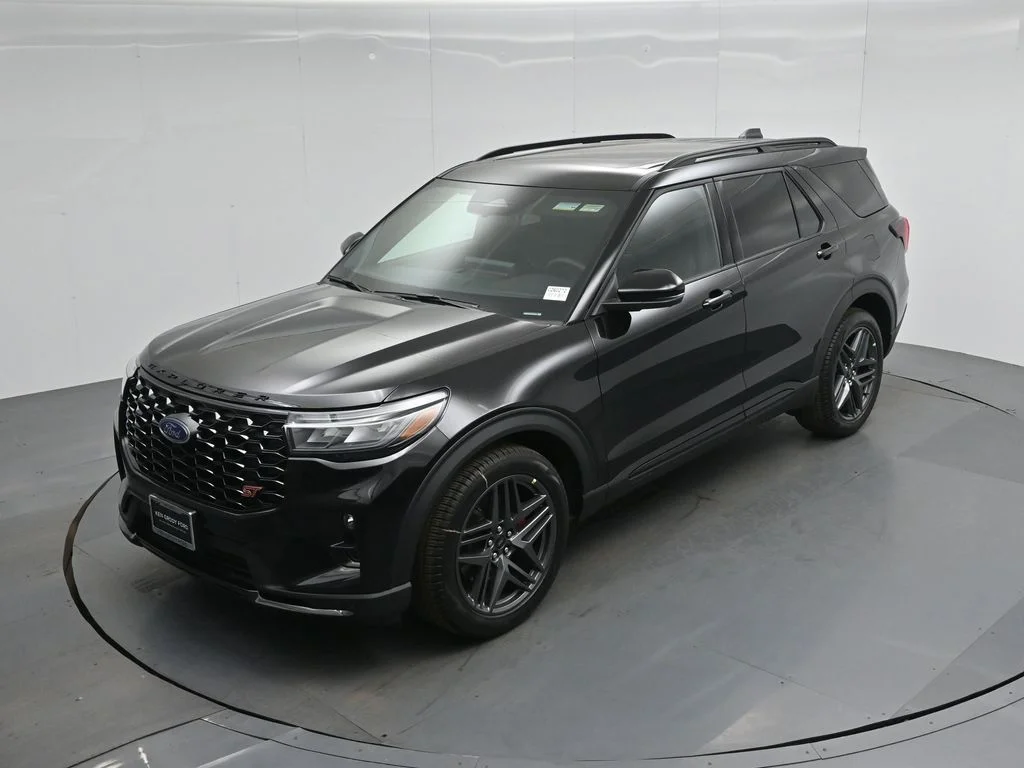 New 2026 Agate Black Metallic Ford ST image 39