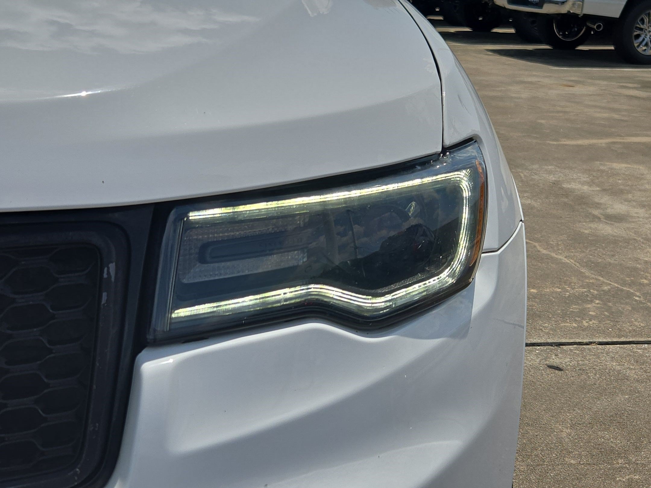 Used 2021 Bright White Clearcoat Jeep Overland image 9