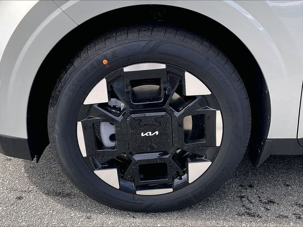 New 2026 Ivory Silver Kia EX image 8