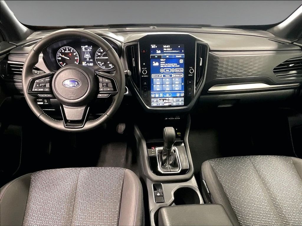 Used 2025 Ice Silver Metallic Subaru Premium image 22