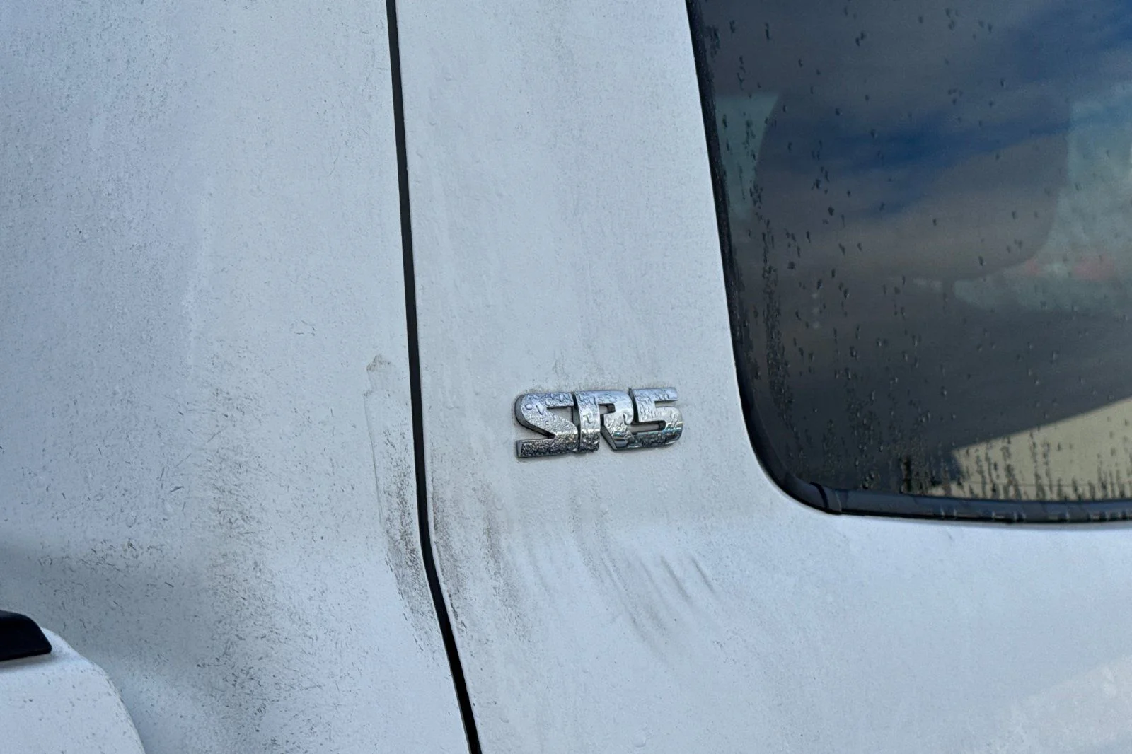 Used 2007 White Toyota SR5 image 6