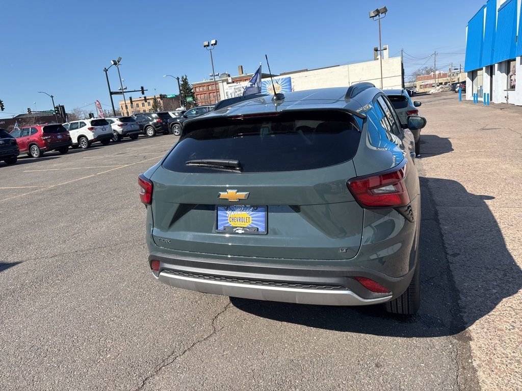 2026 Chevrolet Trax LT - Photo 9