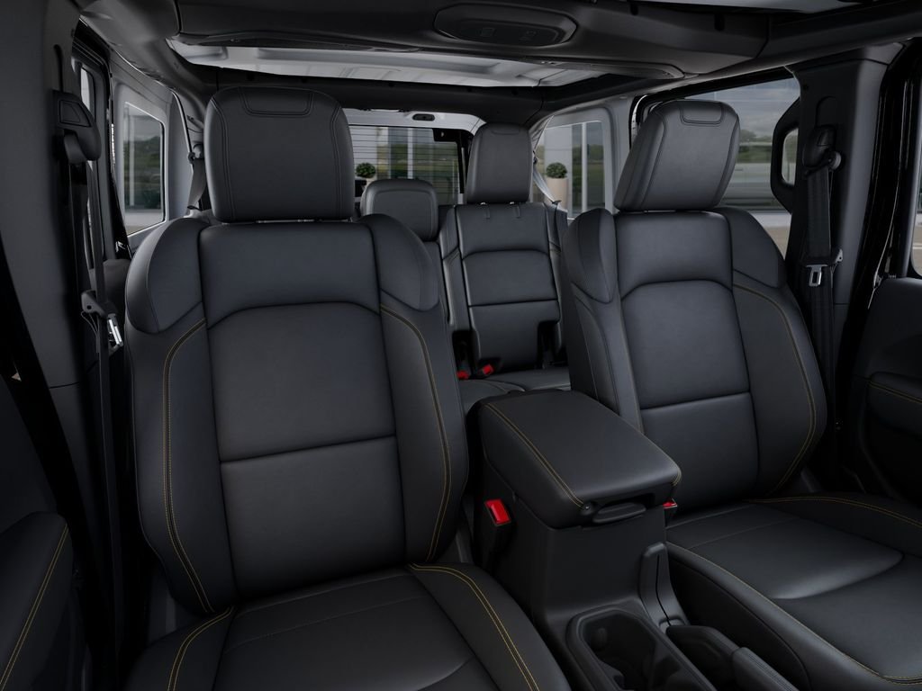 2025 Jeep Wrangler 4-Door Sahara - Photo 16