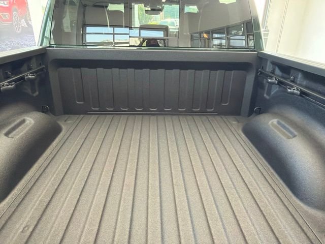 New 2026 Serrano-Green Metallic Exterior Paint RAM Laramie image 8