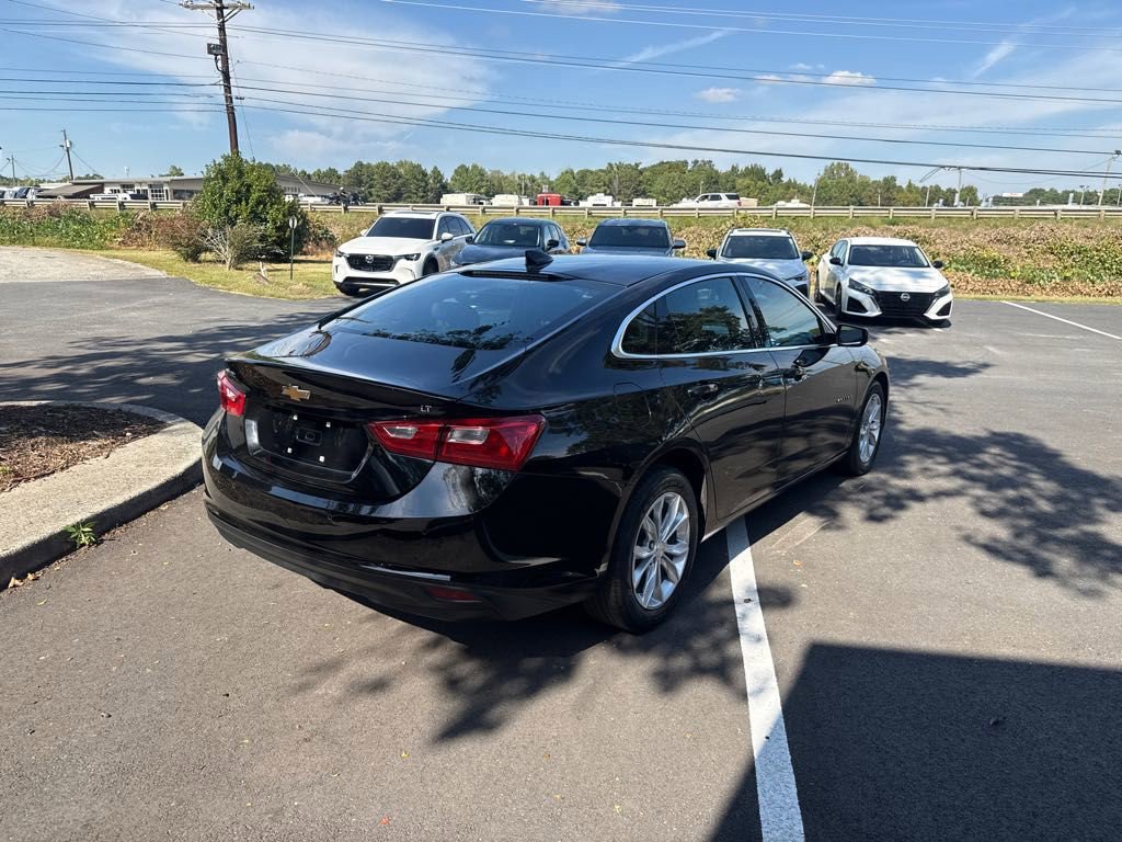 Used 2025 Black Chevrolet LT image 6
