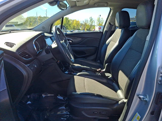 Used 2020 Silver Buick Preferred image 13