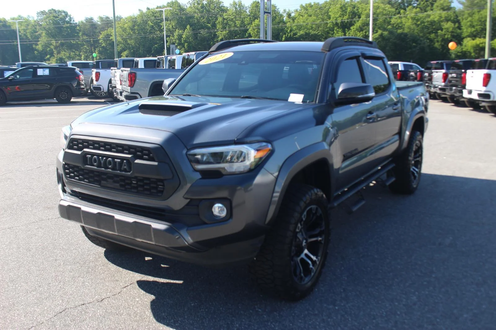 Used 2021 Gray Toyota SR image 4