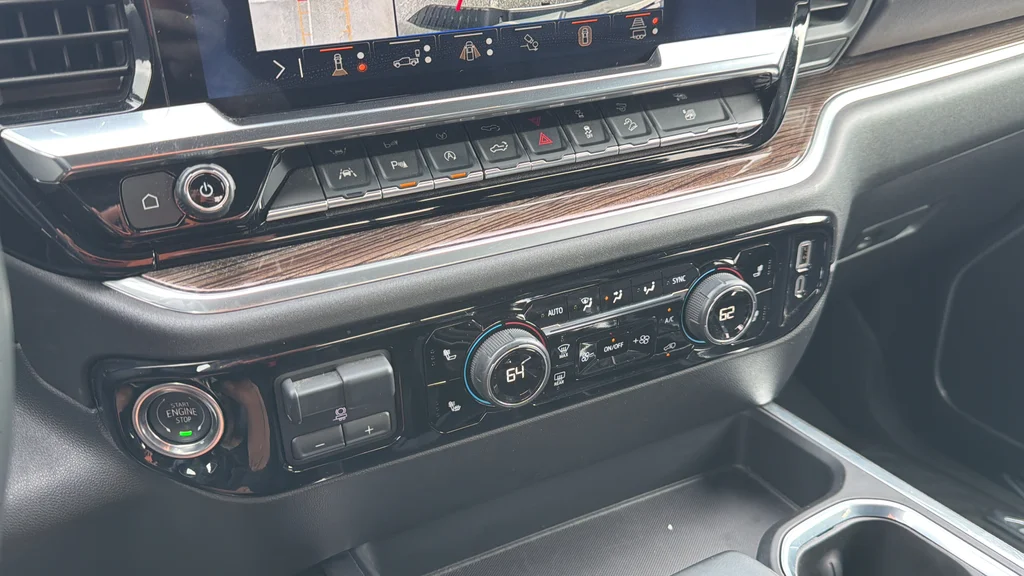Used 2025 Gray Chevrolet RST image 26