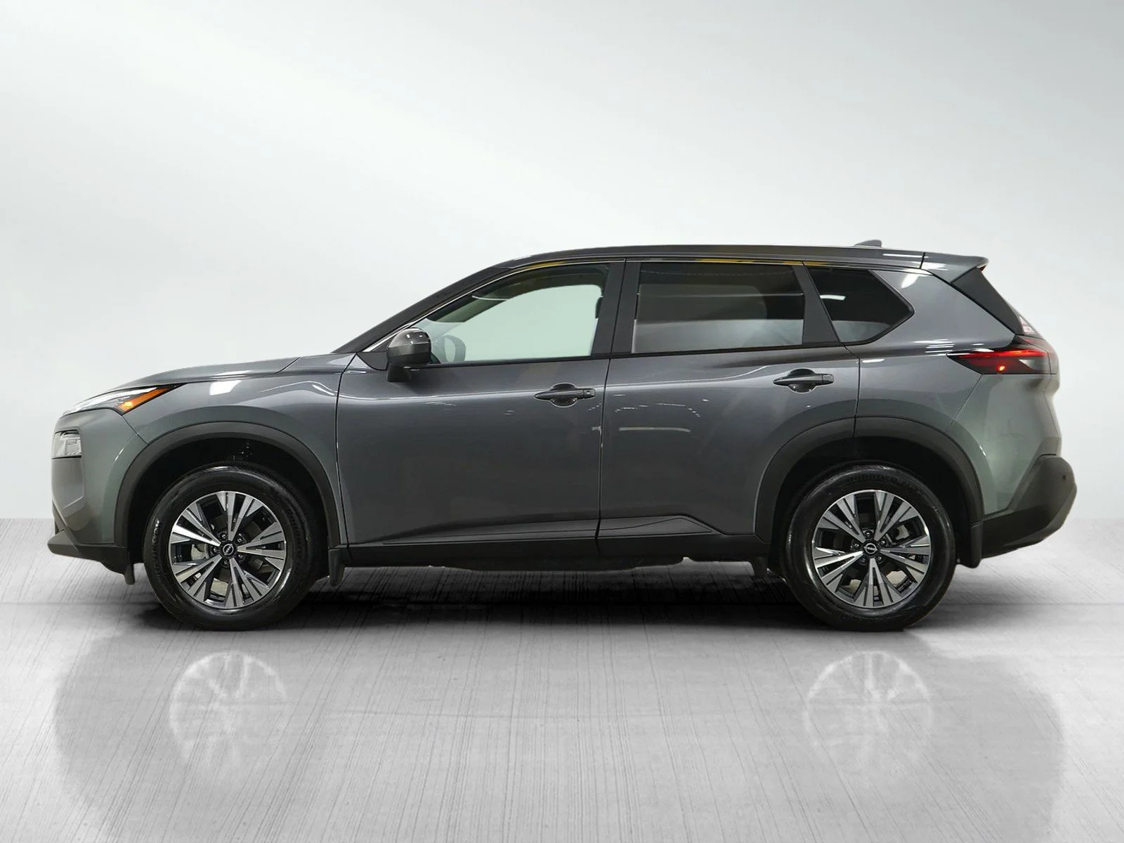 Used 2023 Nissan Rogue SV with VIN 5N1BT3BB2PC881014 for sale in Wayzata, Minnesota