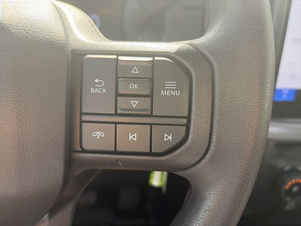 Used 2025 Silver Ford XL image 18