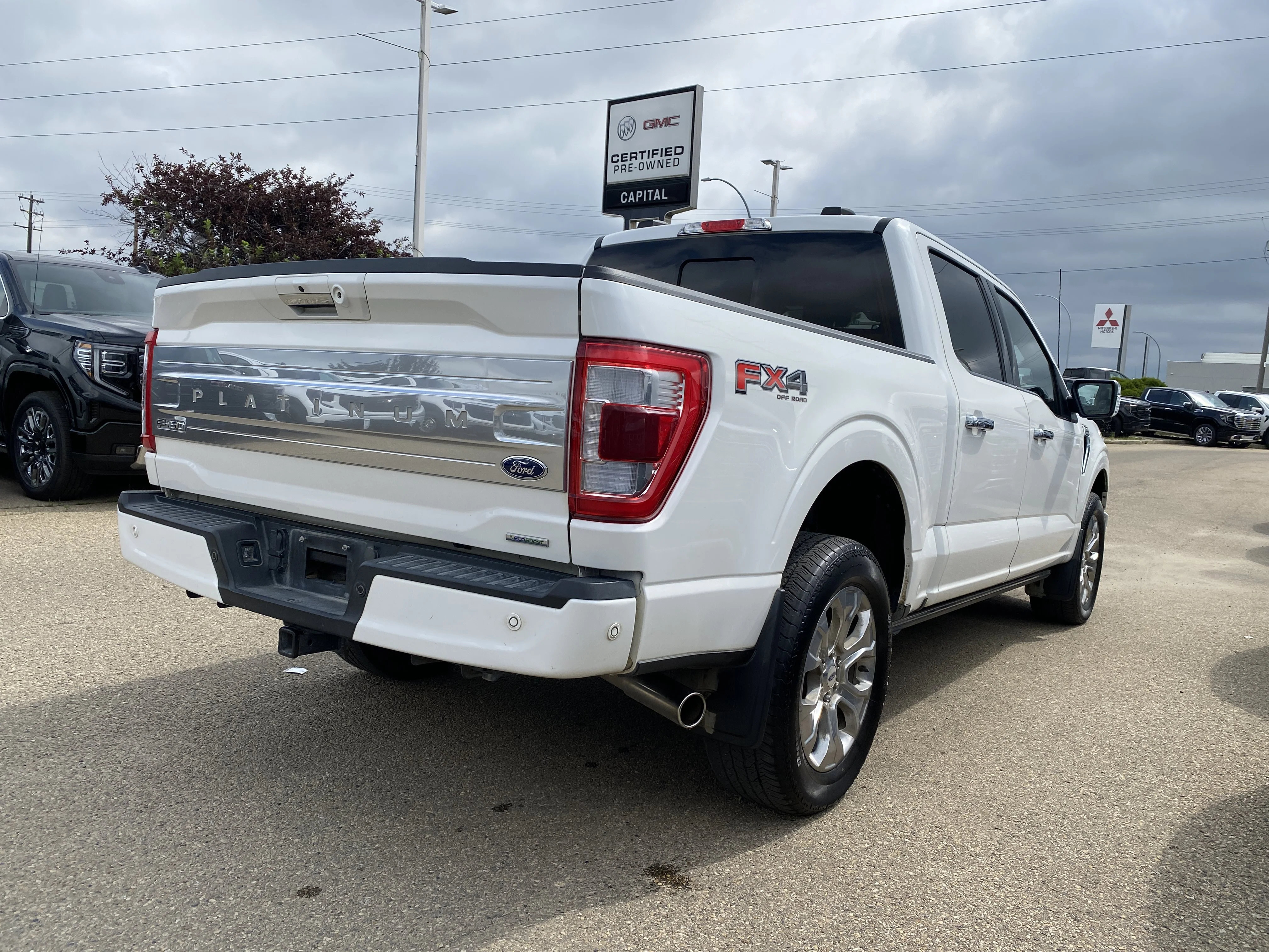 Certified Used 2023 White Ford Platinum * PANORAMIC SUNROOF * MAX TRAILERING PKG * image 6