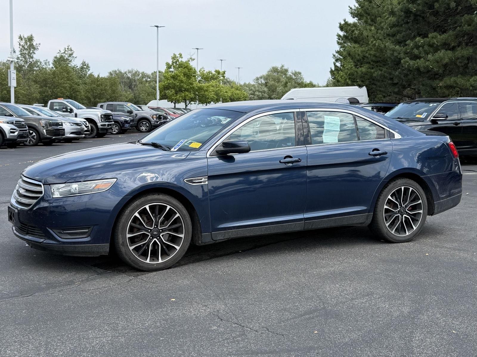 Used 2017 Blue Jeans Ford SEL image 4