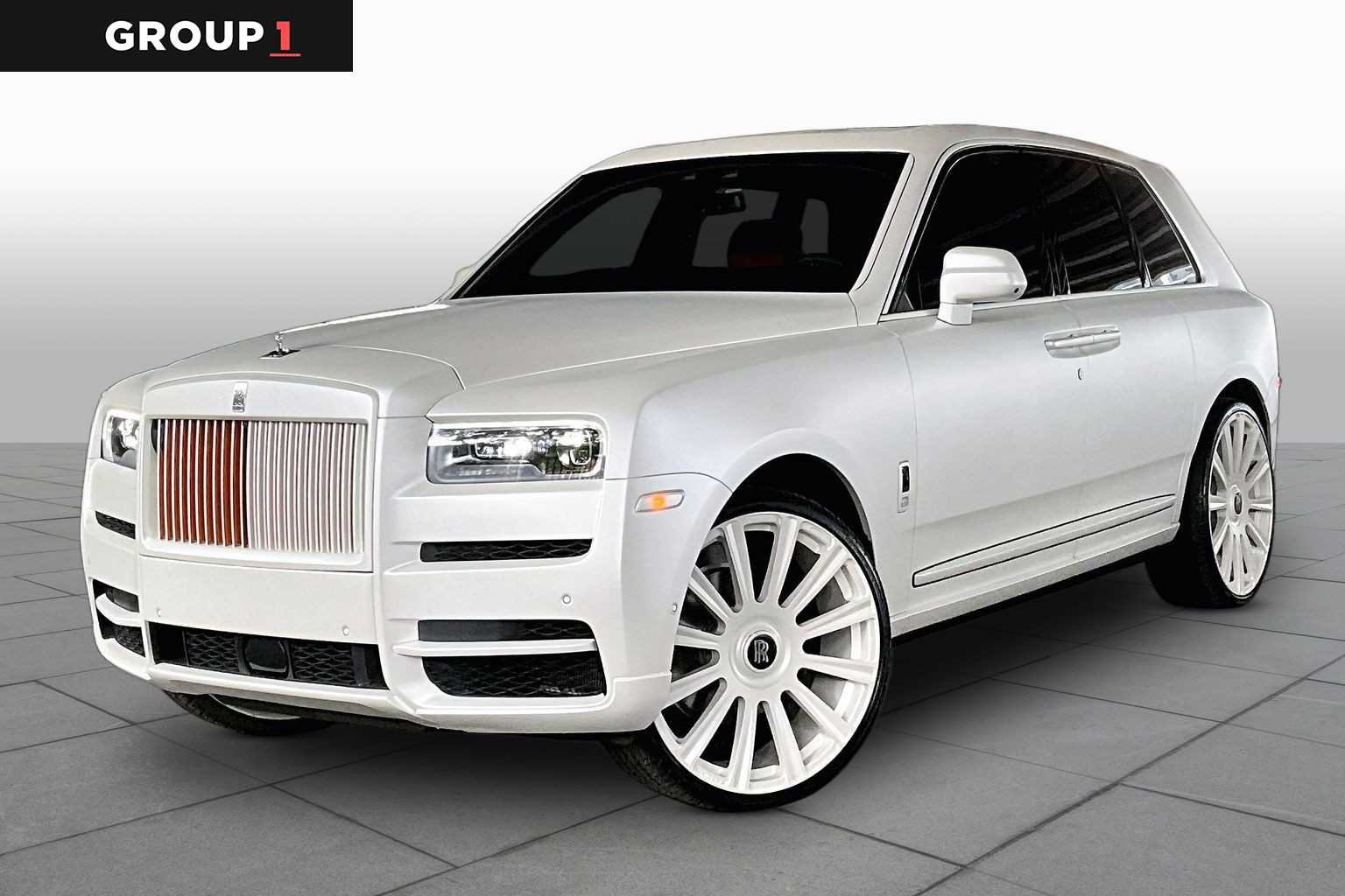 2022 Rolls-Royce Cullinan -'s photo
