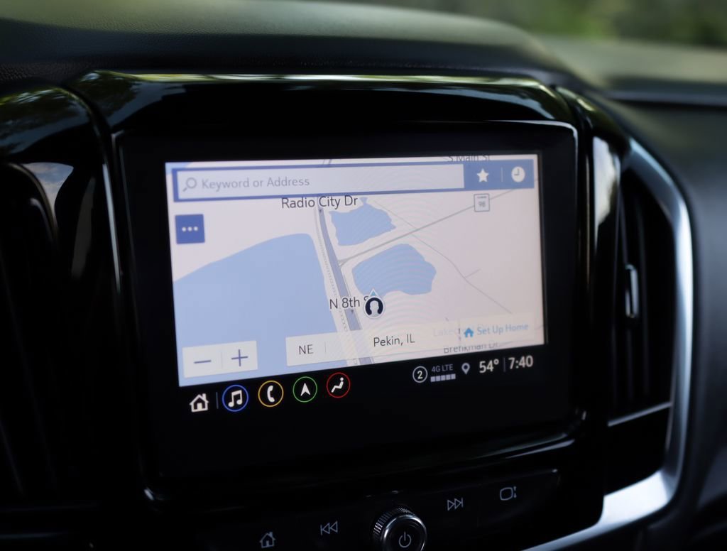 Used 2023 Mosaic Black Metallic Chevrolet RS image 15