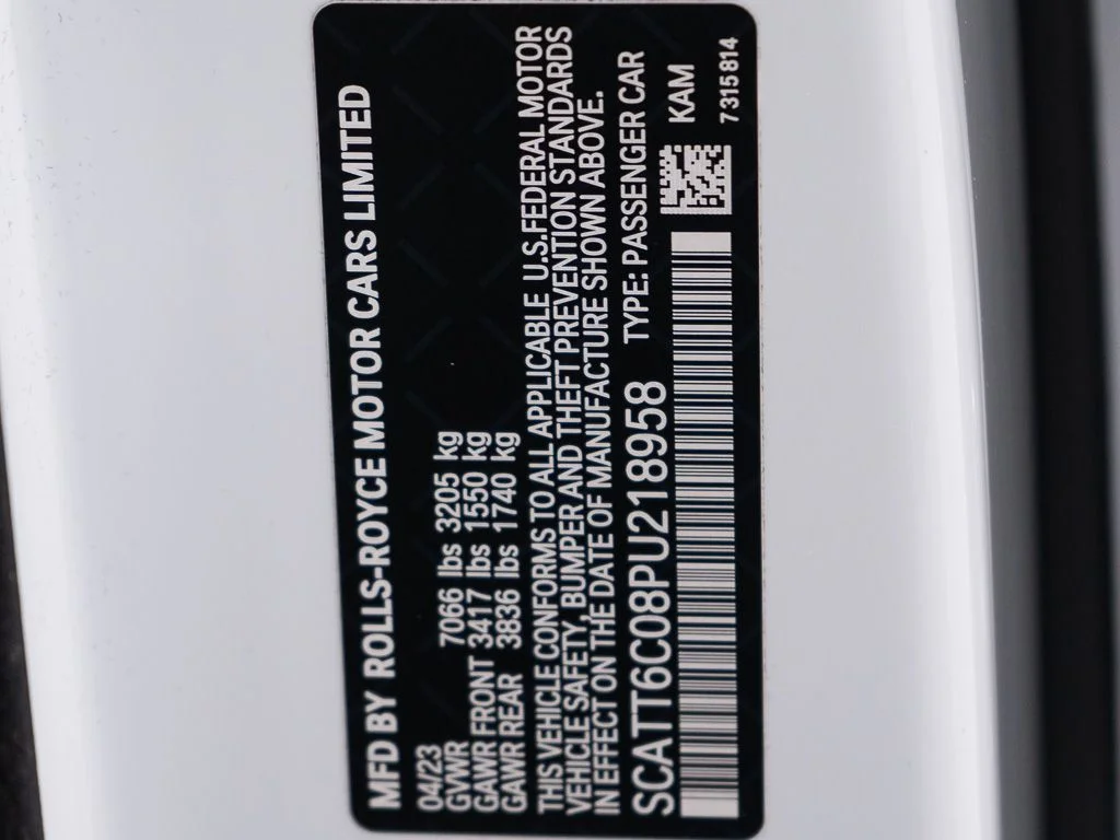 Certified Used 2023 Bespoke Crystal over Arctic White Rolls-Royce  image 59