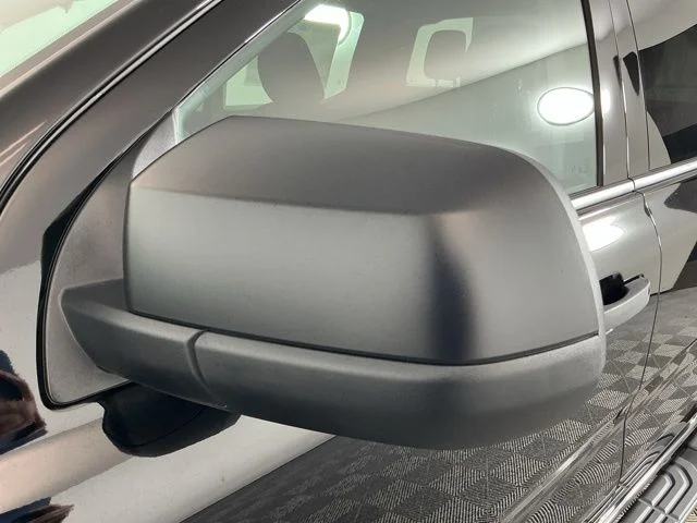New 2026 Shadow Black Ford XL image 9