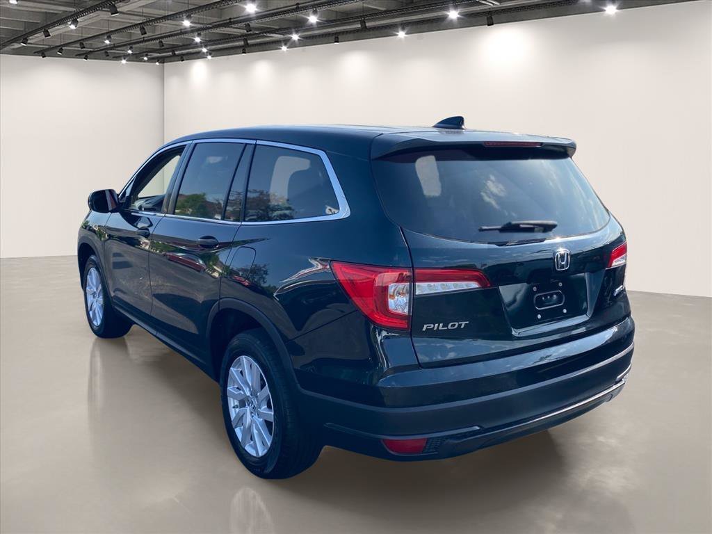 Used 2019 Black Forest Pearl Honda LX image 5