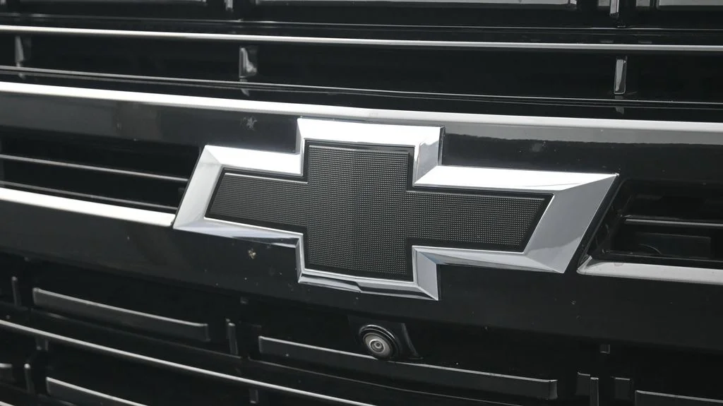 Used 2023 Black Chevrolet RST image 21