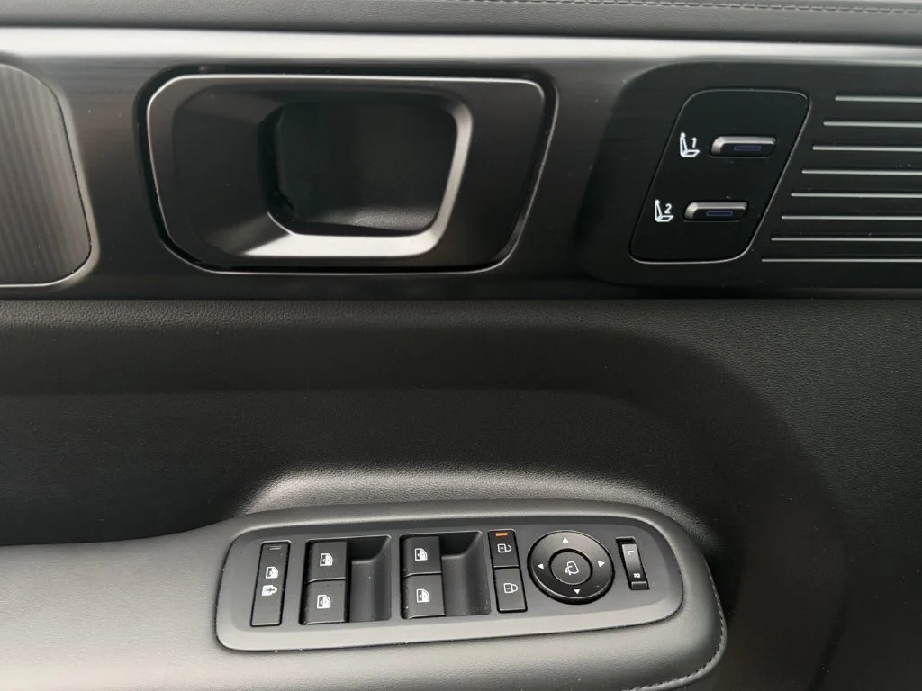 Used 2024 Gray Hyundai Calligraphy image 28