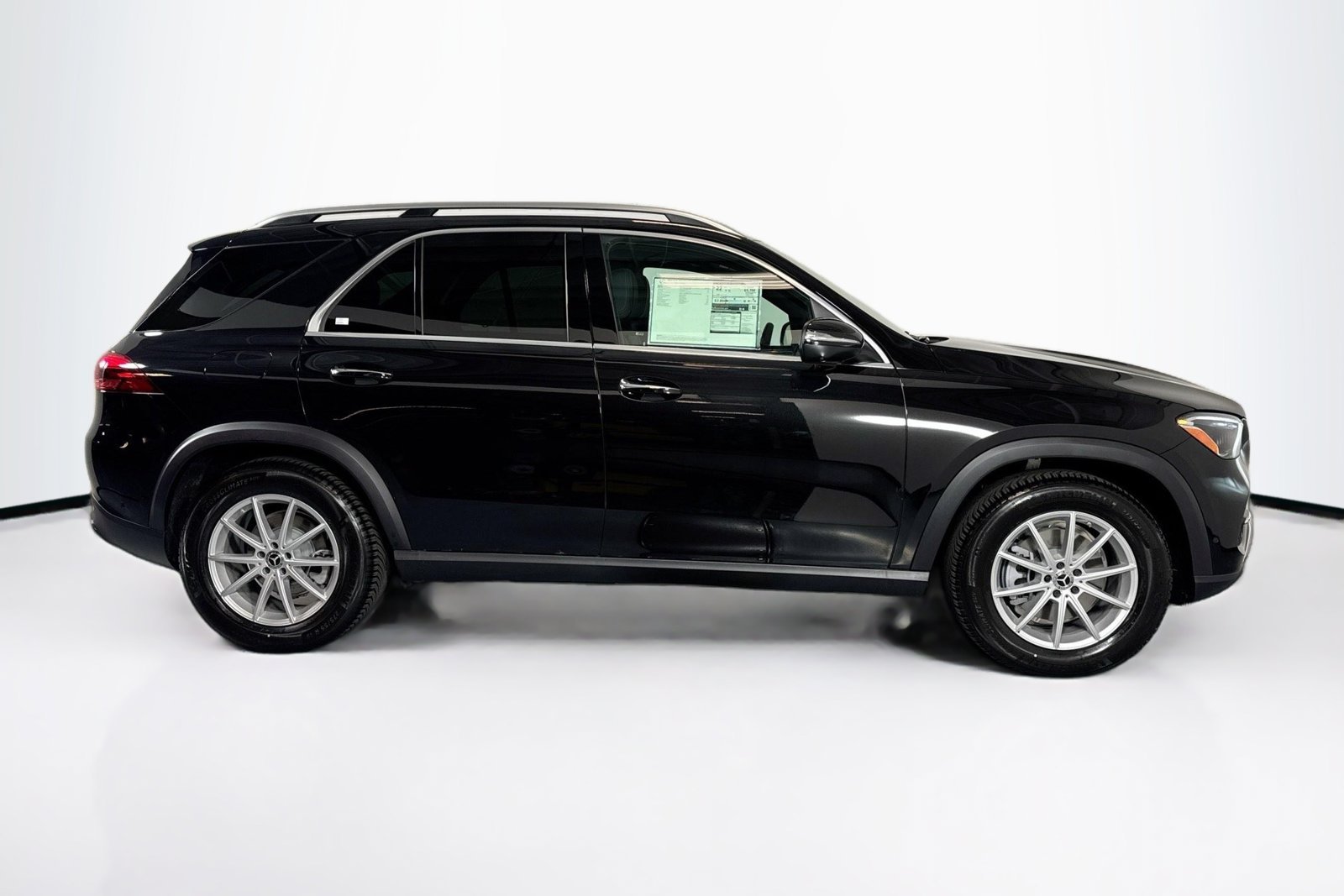 New 2026 Obsidian Black Metallic Mercedes-Benz GLE 350 image 4