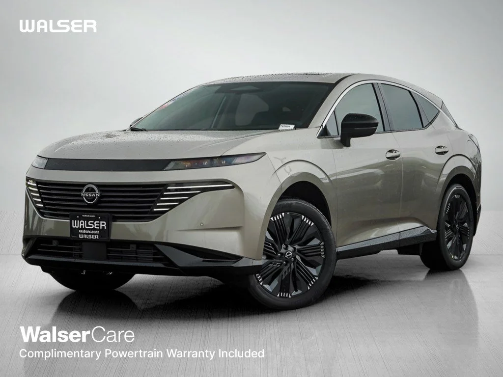 New 2027 Champagne Silver Metallic Nissan Platinum image 1