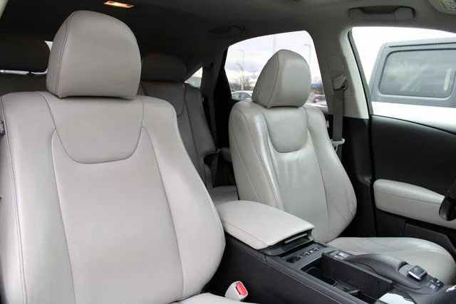 Used 2015 Gray Lexus 450h image 17