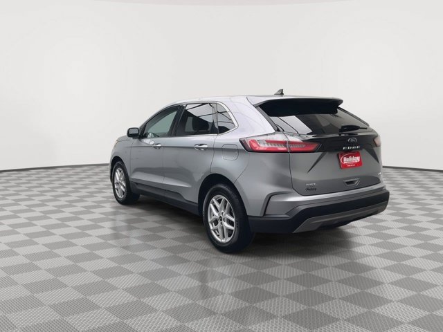 Used 2023 Iconic Silver Ford SEL image 36
