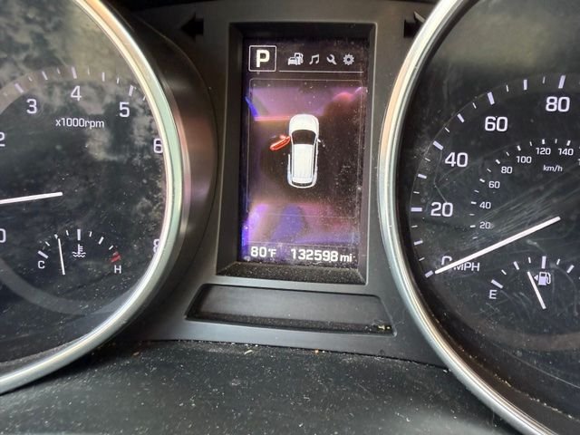Used 2019 Becketts Black Hyundai SE image 11