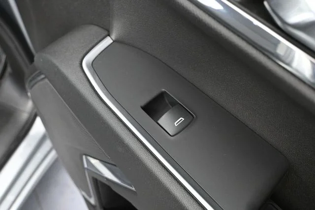2023 Chevrolet Silverado 1500 RST - Photo 35