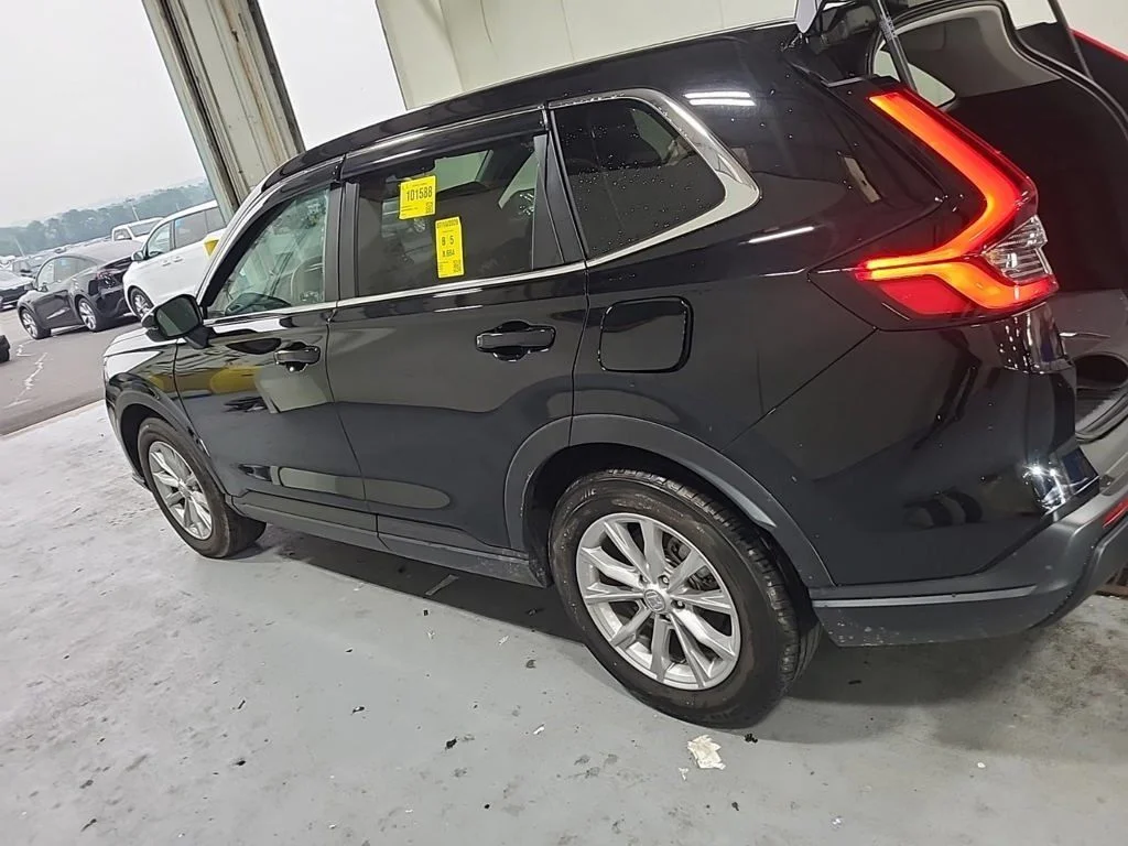 Used 2025 Black Honda EX image 6