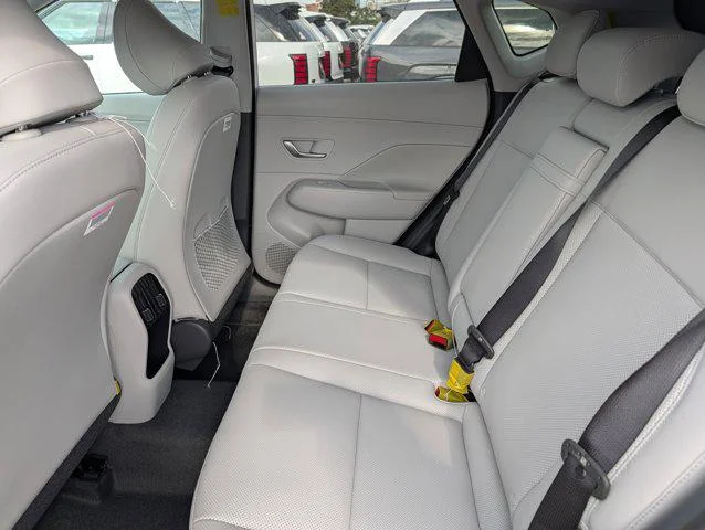 New 2026 Atlas White Hyundai Limited AWD image 8