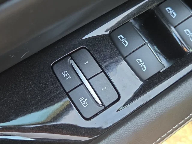 Used 2022 Black Cadillac Sport Platinum image 14