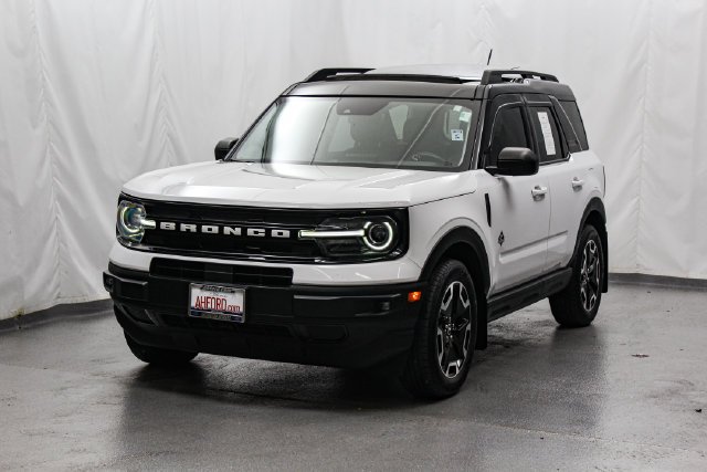 Certified Used 2021 Oxford White Ford Outer Banks image 4