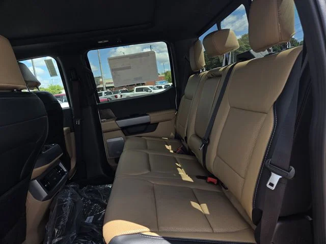 New 2026 Star White Metallic Tri-Coat Ford F-250® Lariat® image 38