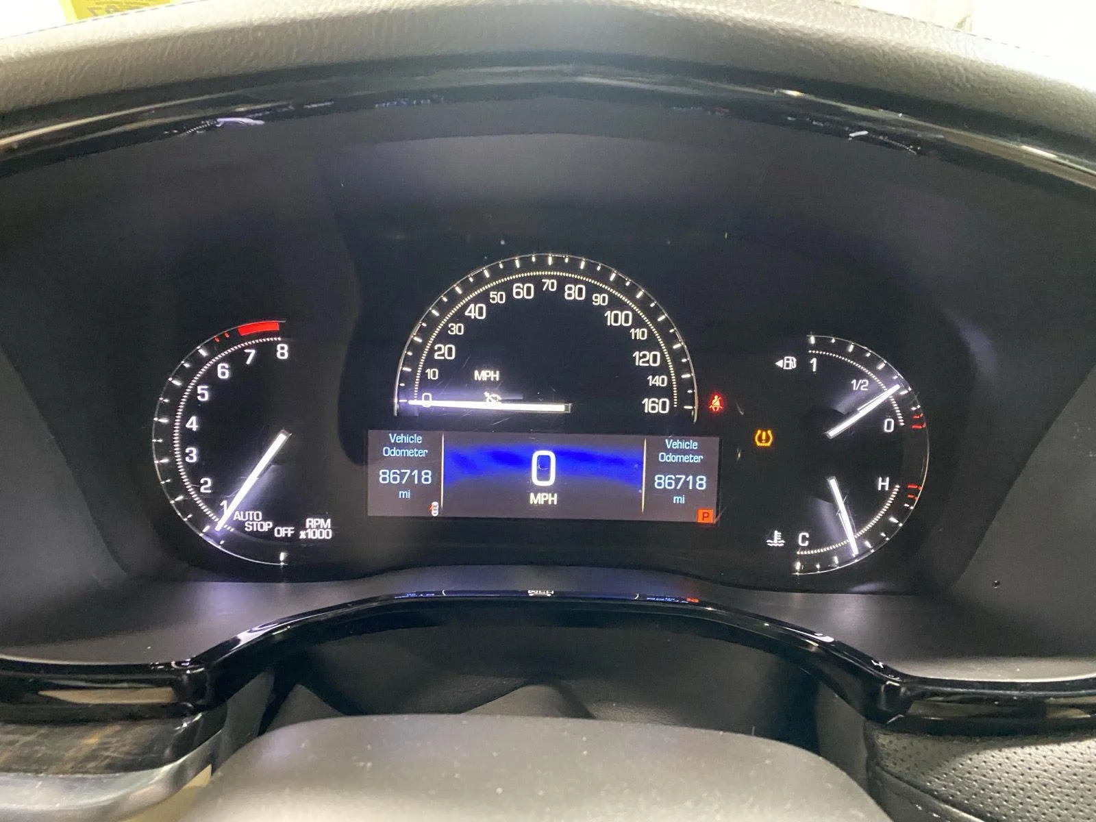 Used 2018 Dark Granite Metallic Cadillac FWD image 20