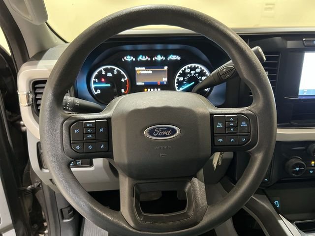 Used 2023 Gray Ford XLT image 10
