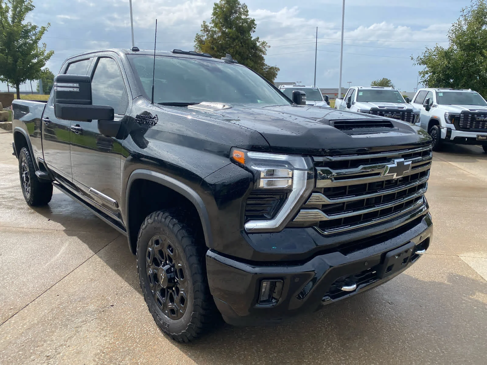 Used 2024 Black Chevrolet High Country image 4